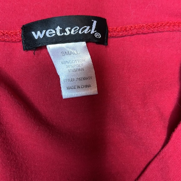 Wet Seal Red Long Sleeve V Neck Size Small - Picture 3 of 3